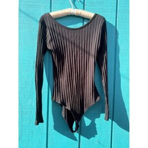 HM Black Ribbed Long Sleeve Open Back Crisscross Bodysuit Womens Size Medium